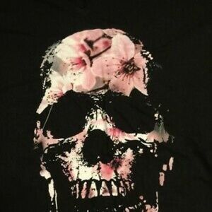 Bella + Canvas Floral skull t-shirt sz L
